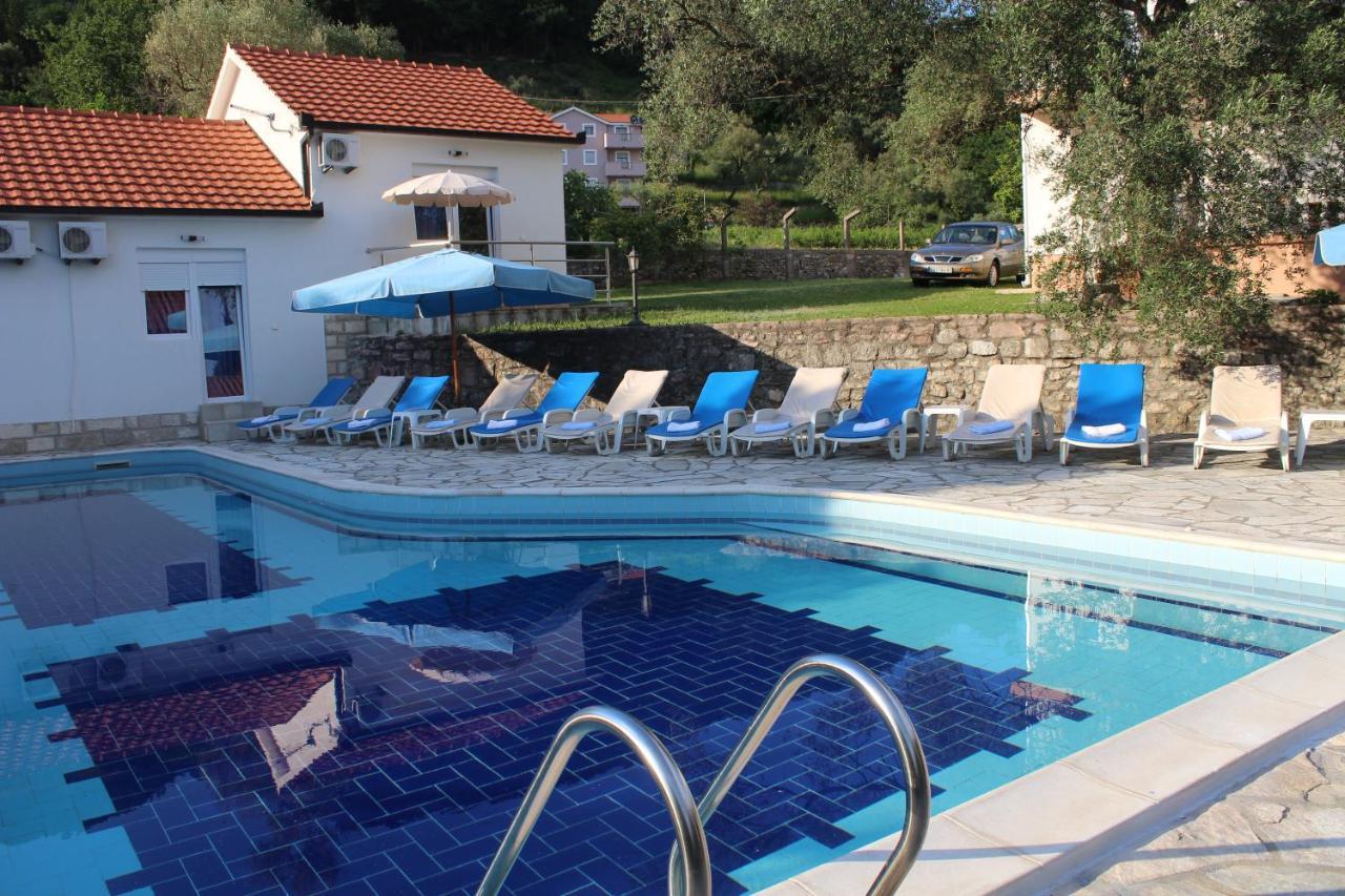 Villa Mia Apartments Биела Екстериор снимка