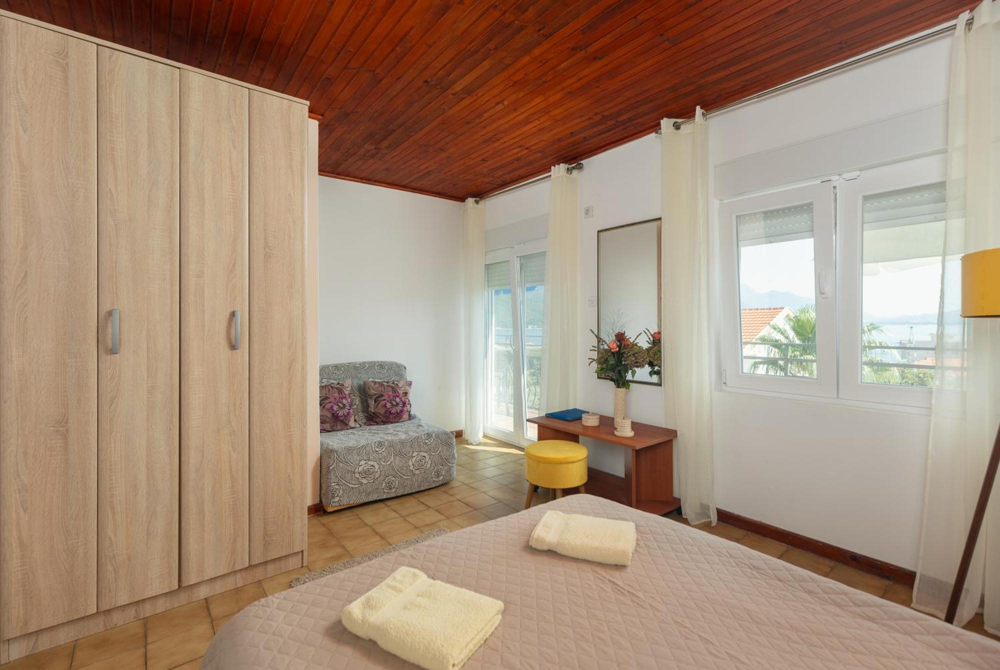 Villa Mia Apartments Биела Екстериор снимка