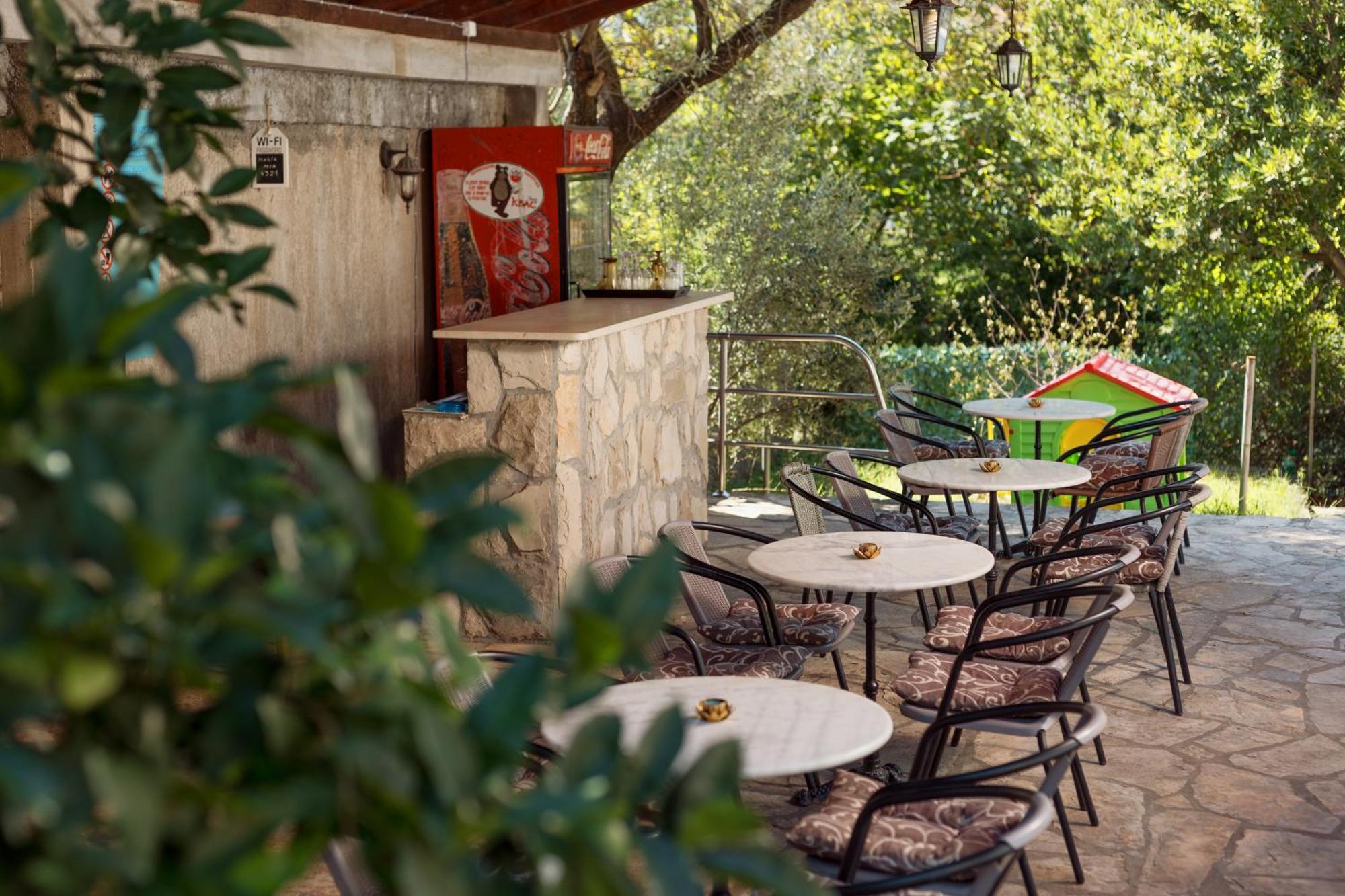Villa Mia Apartments Биела Екстериор снимка