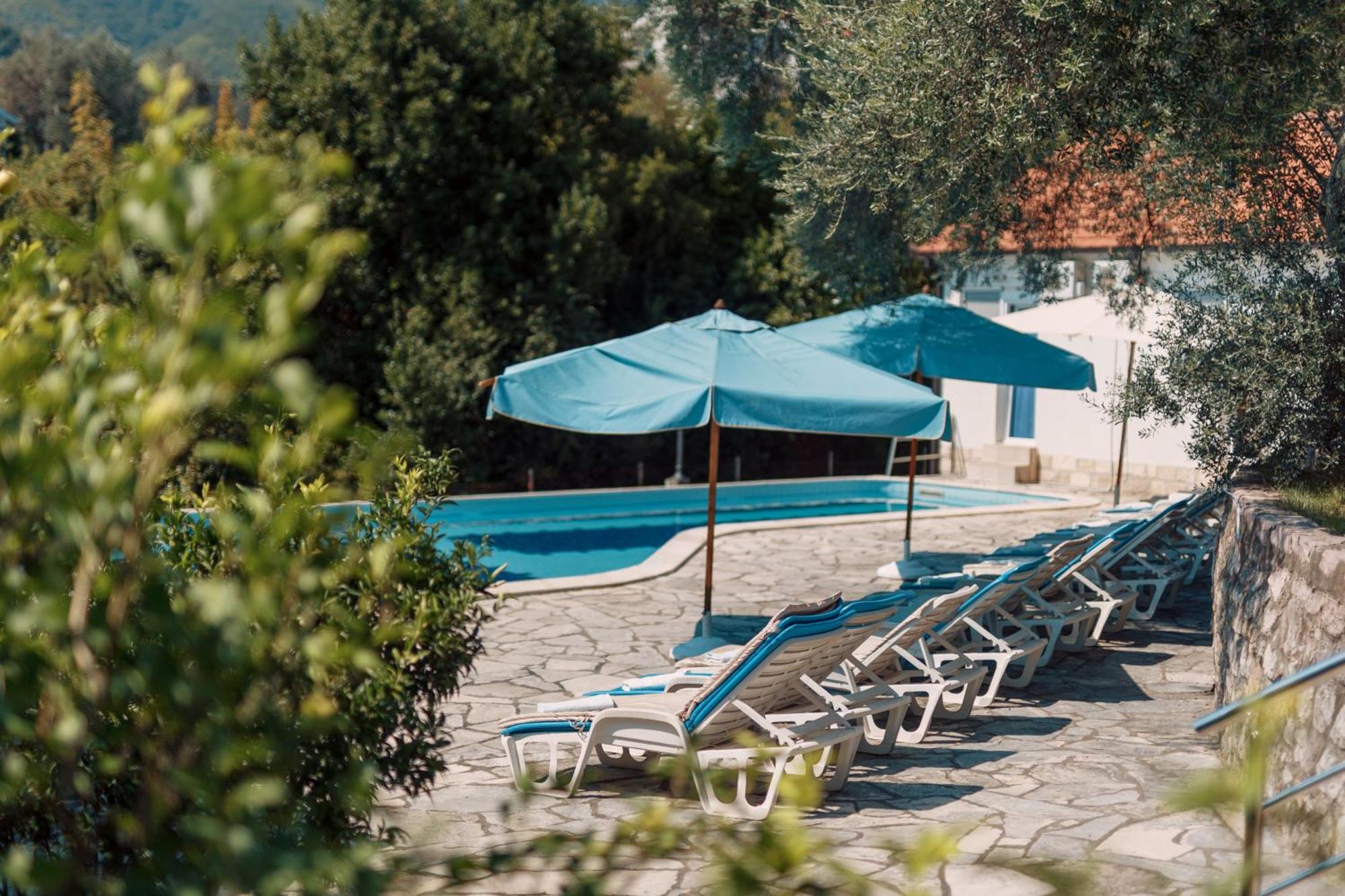 Villa Mia Apartments Биела Екстериор снимка