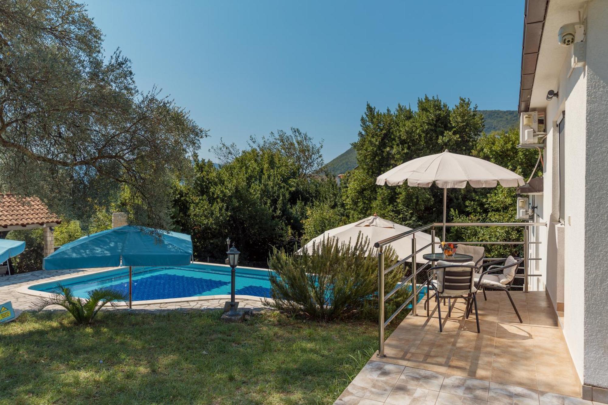Villa Mia Apartments Биела Екстериор снимка
