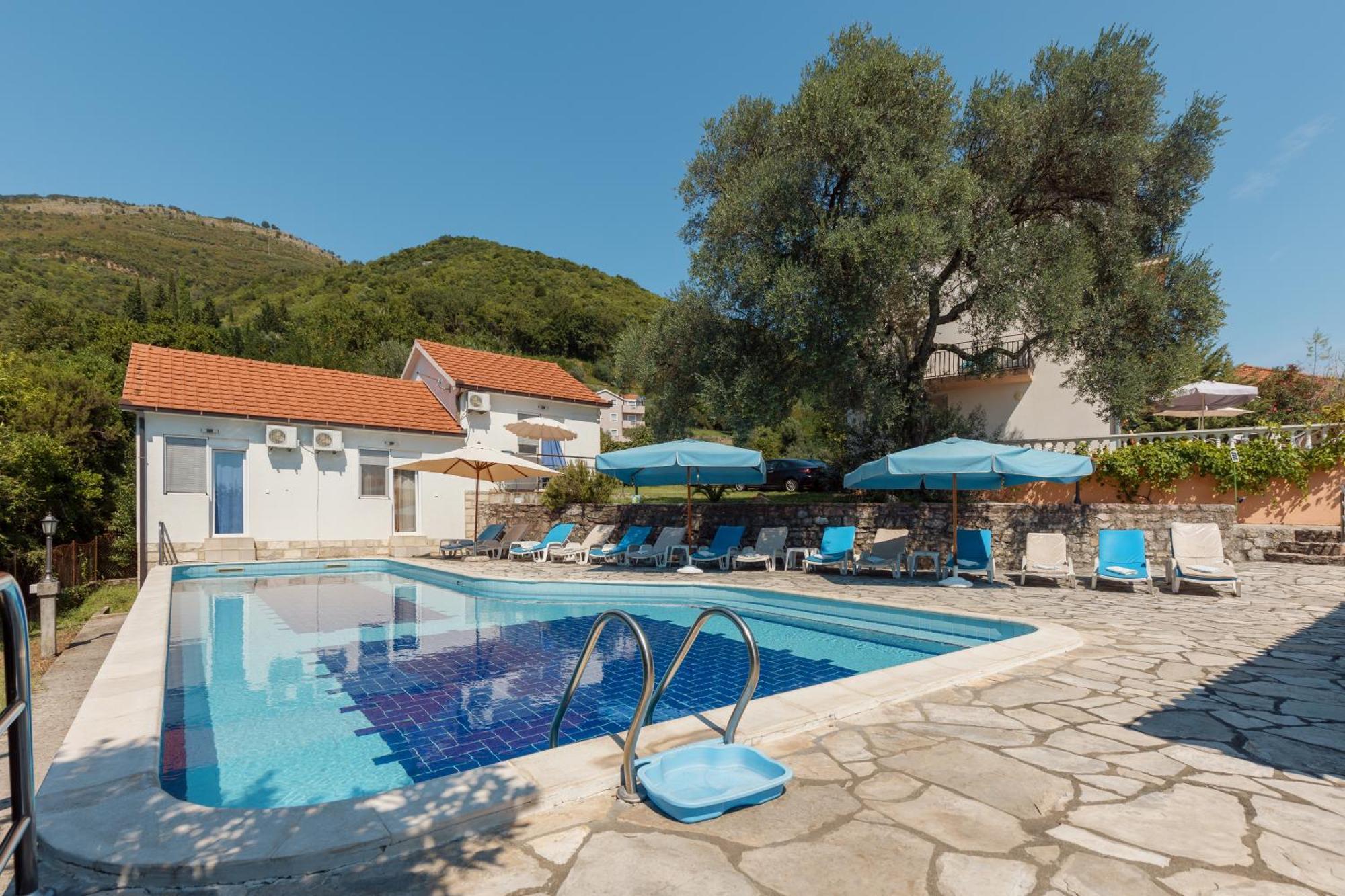 Villa Mia Apartments Биела Екстериор снимка