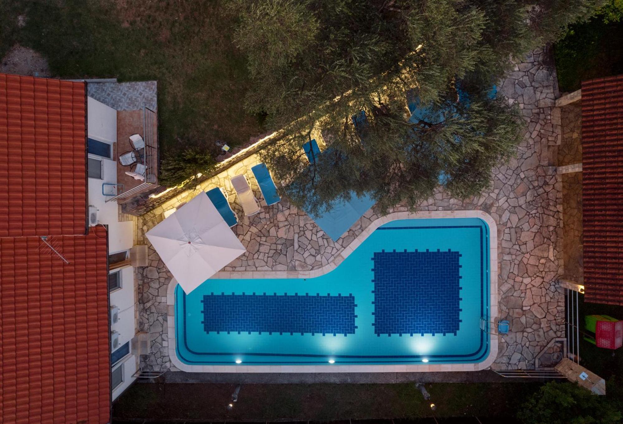 Villa Mia Apartments Биела Екстериор снимка