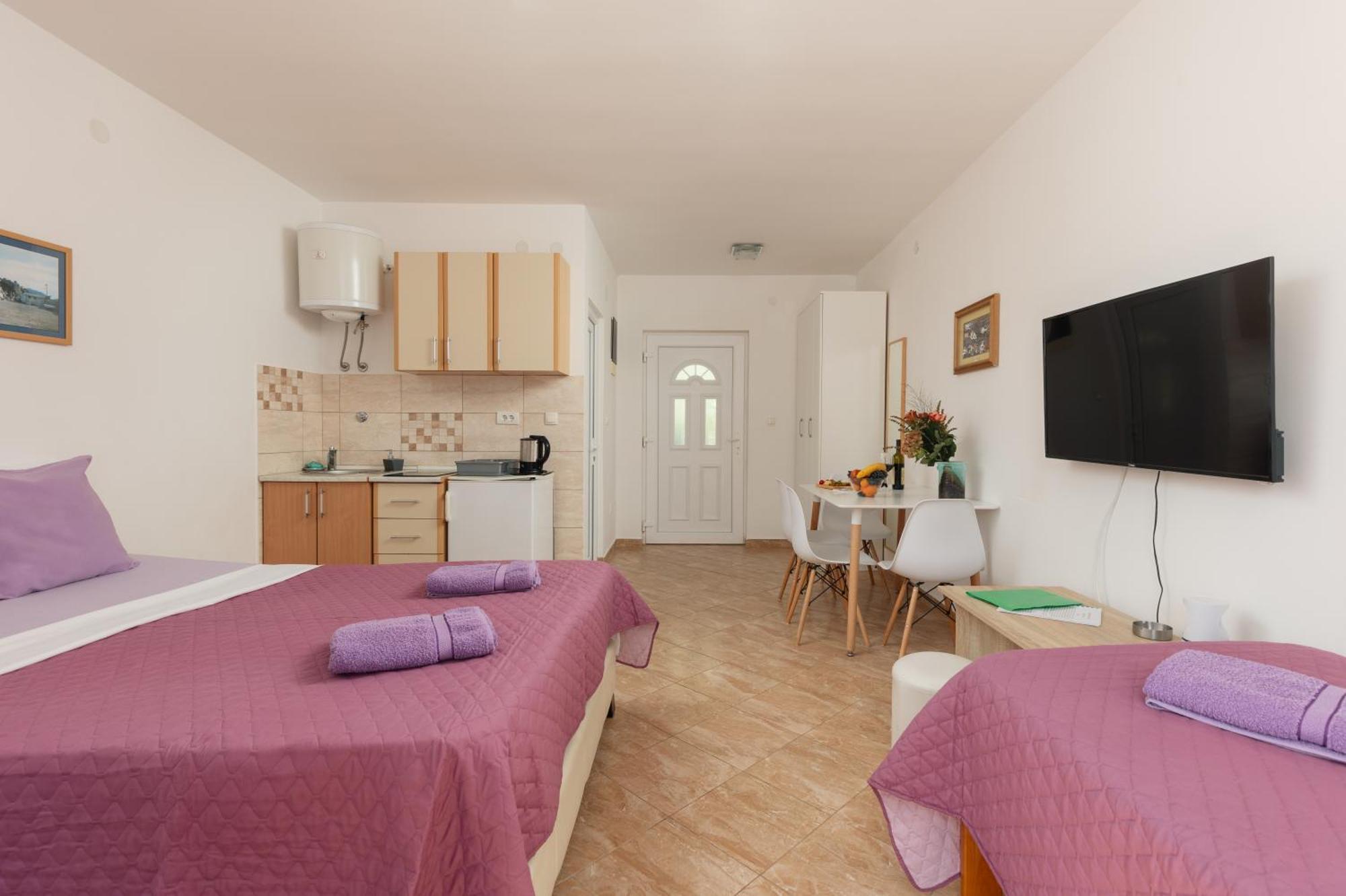 Villa Mia Apartments Биела Екстериор снимка