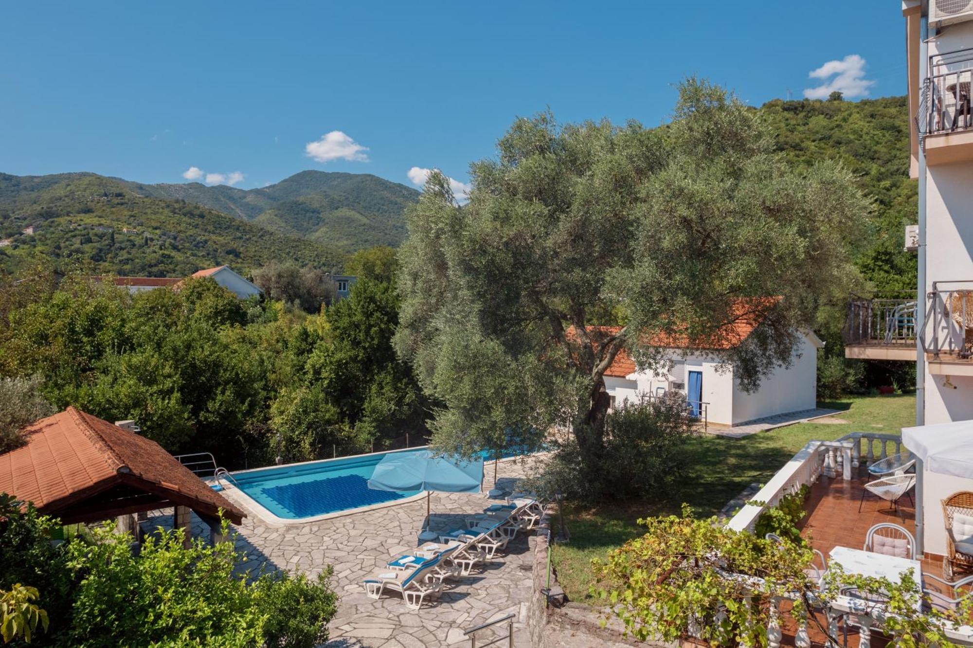 Villa Mia Apartments Биела Екстериор снимка